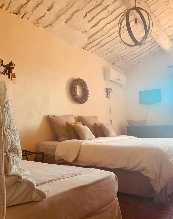 Le Vieux Portail Bed & Breakfast Saint-Saturnin-d'Apt Exterior foto