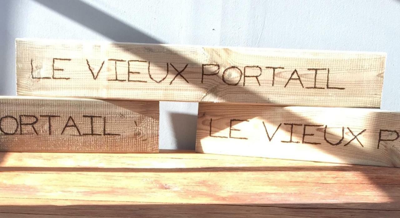 Le Vieux Portail Bed & Breakfast Saint-Saturnin-d'Apt Exterior foto