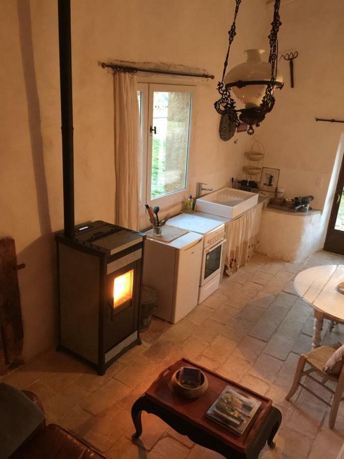 Le Vieux Portail Bed & Breakfast Saint-Saturnin-d'Apt Exterior foto