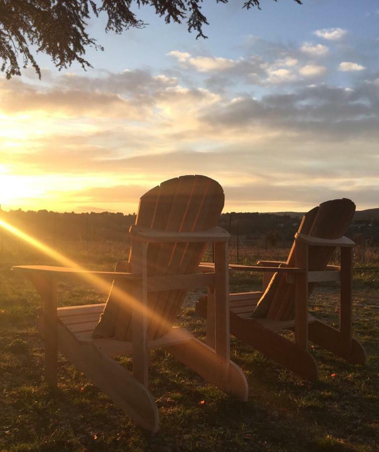 Le Vieux Portail Bed & Breakfast Saint-Saturnin-d'Apt Exterior foto